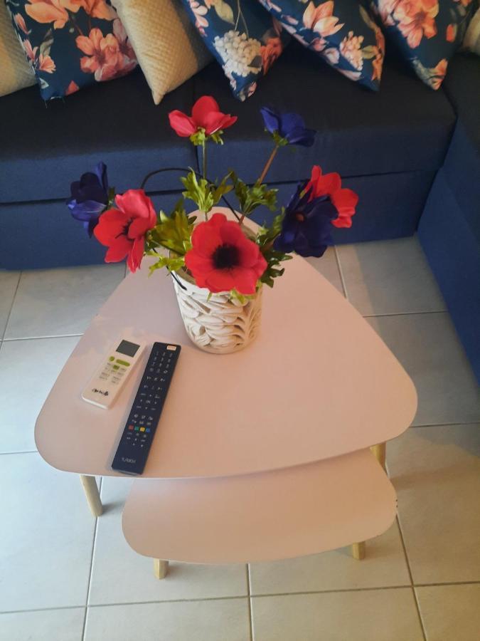 Park View Apartment In Paralia Dionisiou מראה חיצוני תמונה